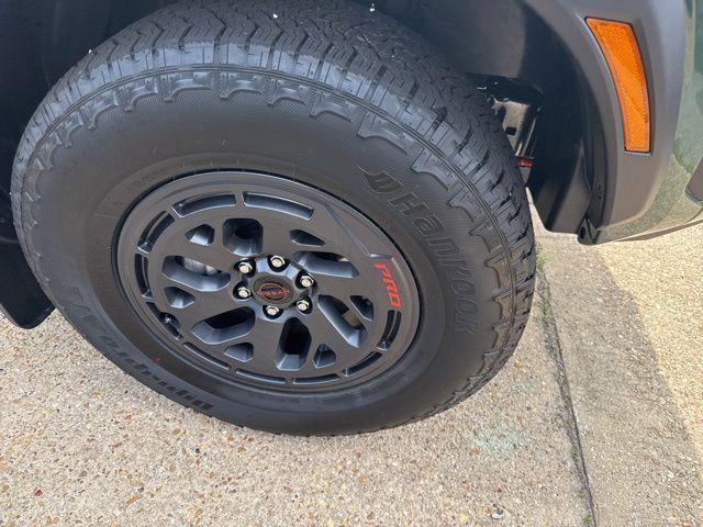 2026 Nissan Frontier Crew Cab PRO-4X 4x4