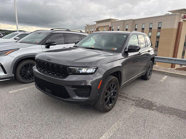 2024 Jeep Grand Cherokee Altitude 4x4's photo