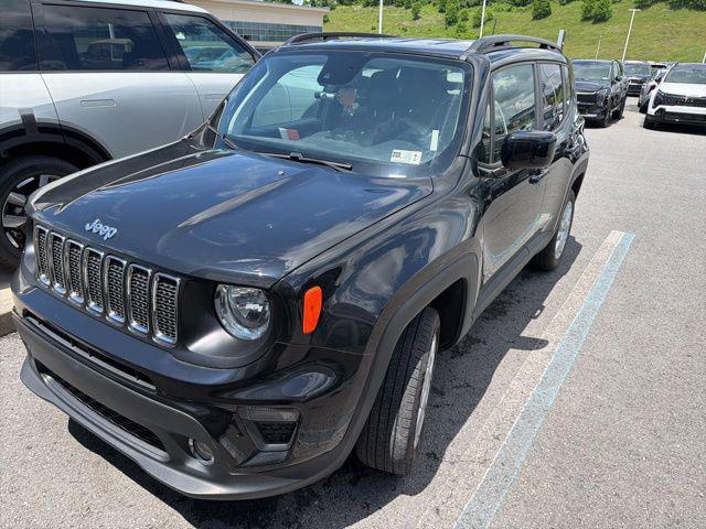 2021 Jeep Renegade Latitude 4x4's photo