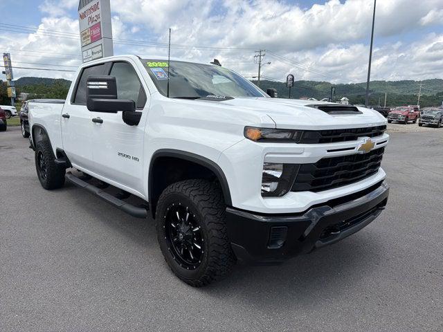 2025 Chevrolet Silverado 2500HD 4WD Crew Cab Standard Bed Custom