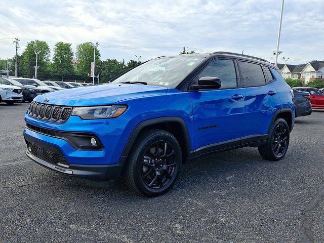 2023 Jeep Compass Altitude 4x4 2023 Jeep Compass Altitude 4x4