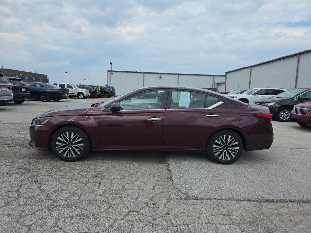 2024 Nissan Altima SV FWD