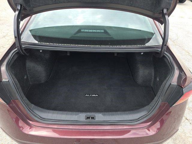 2024 Nissan Altima SV FWD