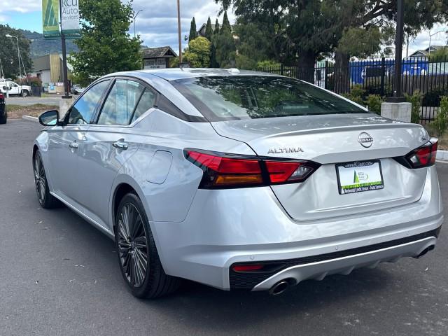 2023 Nissan Altima SL FWD