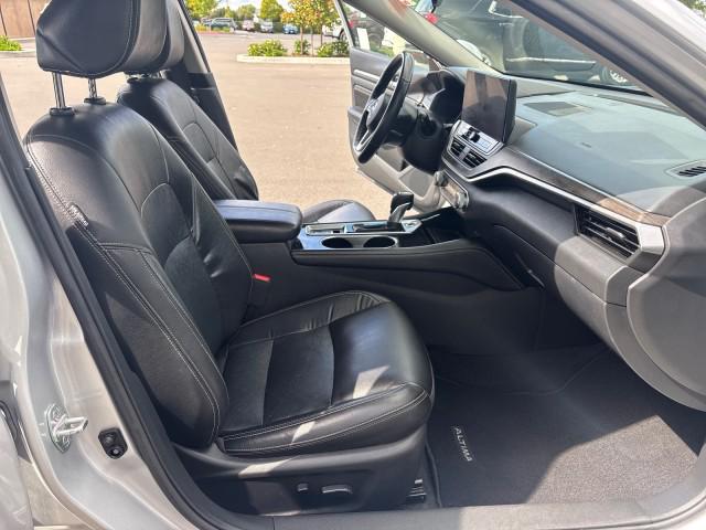 2023 Nissan Altima SL FWD