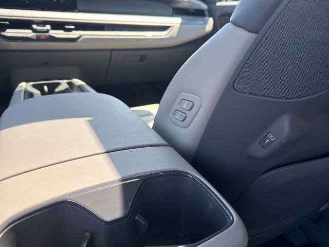 2024 Kia EV9 Wind