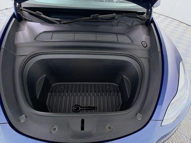 2024 Tesla Model Y Long Range Dual Motor All-Wheel Drive