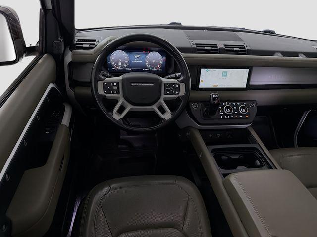2024 Land Rover Defender 110 P300