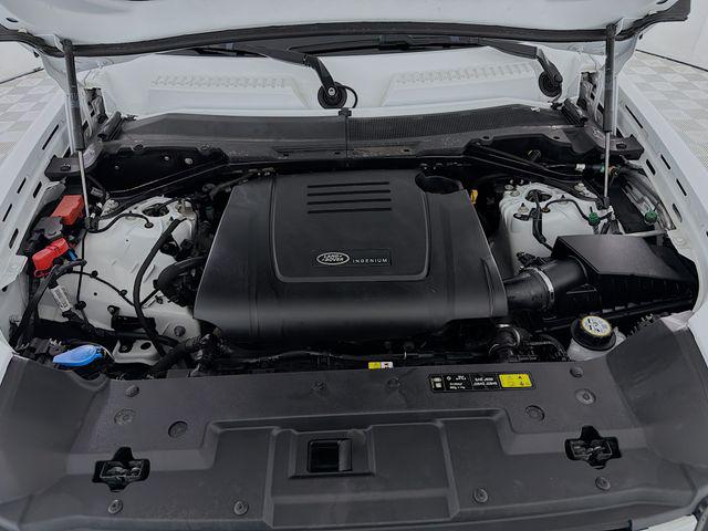 2024 Land Rover Defender 110 P300