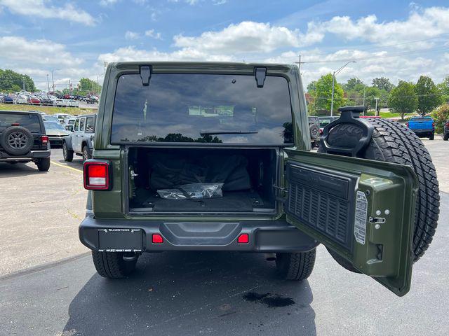2023 Jeep Wrangler 4-Door Sahara Altitude