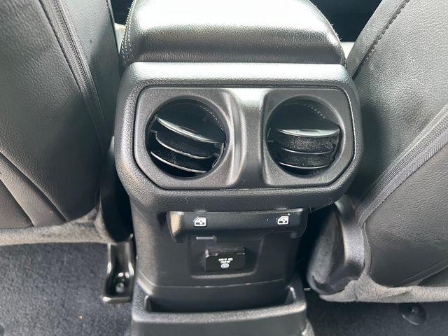 2023 Jeep Wrangler 4-Door Sahara Altitude