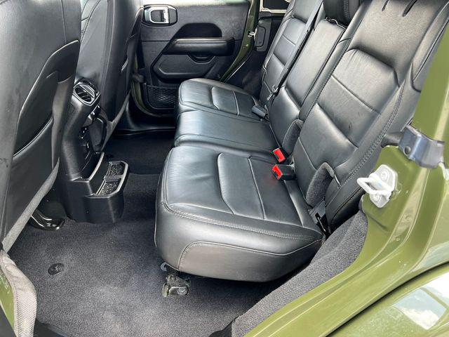 2023 Jeep Wrangler 4-Door Sahara Altitude