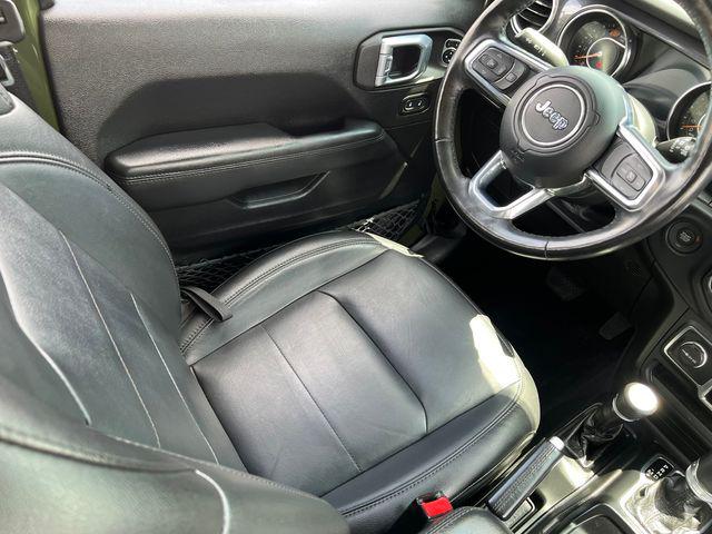 2023 Jeep Wrangler 4-Door Sahara Altitude