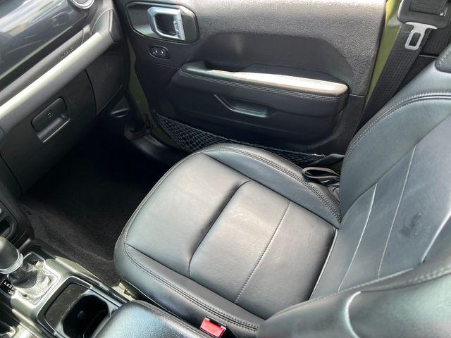 2023 Jeep Wrangler 4-Door Sahara Altitude