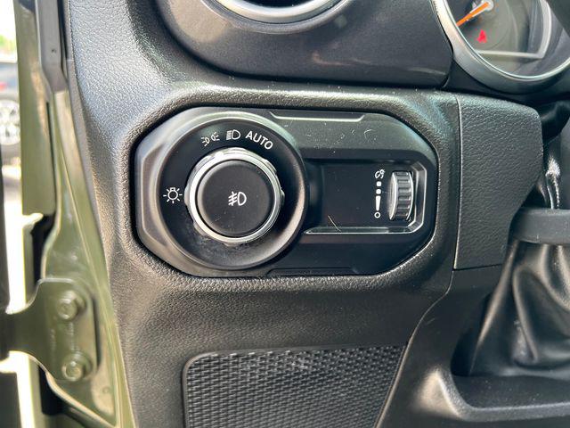 2023 Jeep Wrangler 4-Door Sahara Altitude
