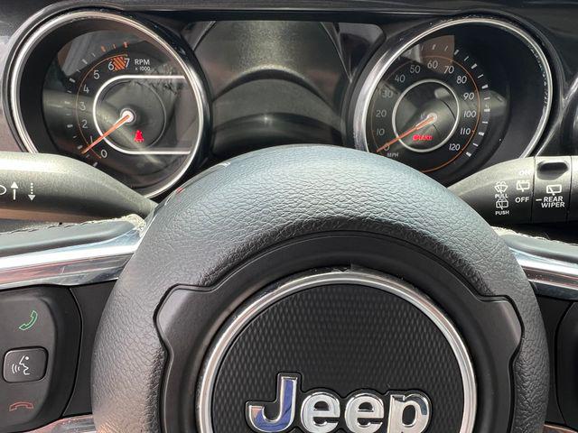 2023 Jeep Wrangler 4-Door Sahara Altitude