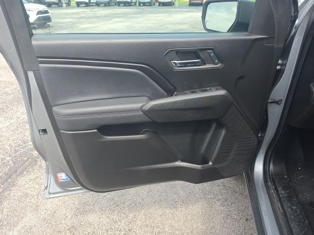 2024 Chevrolet Colorado 2WD LT