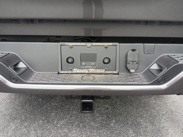 2026 Ram 1500 Express Crew Cab 4x4 57 Box