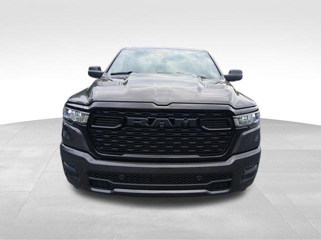 2026 Ram 1500 Express Crew Cab 4x4 57 Box