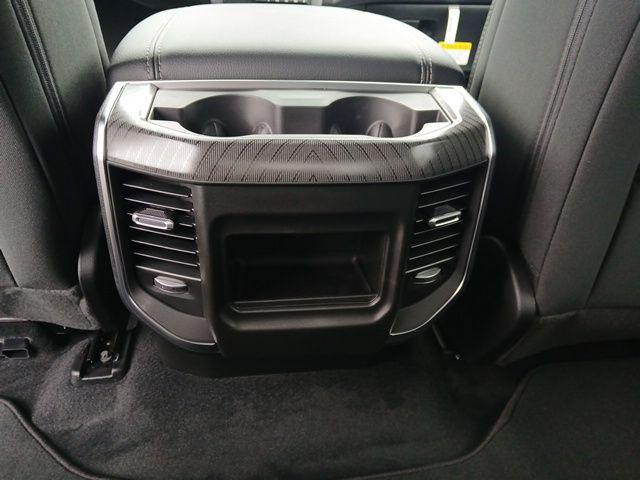 2026 Ram 1500 Express Crew Cab 4x4 57 Box