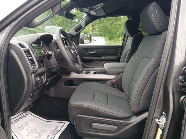 2026 Ram 1500 Express Crew Cab 4x4 57 Box