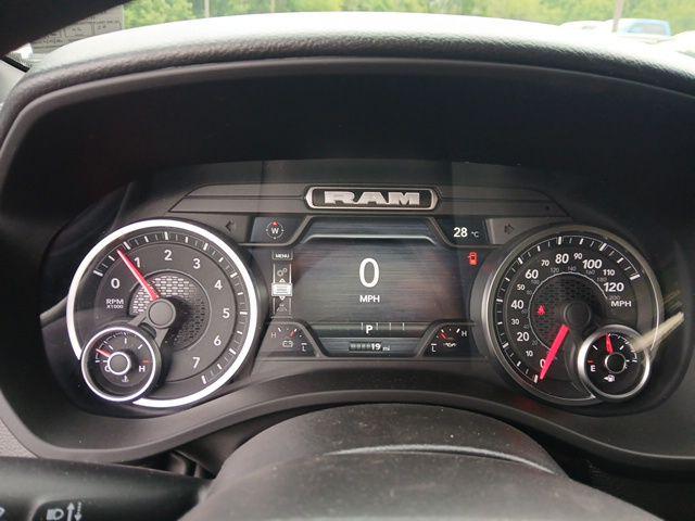 2026 Ram 1500 Express Crew Cab 4x4 57 Box