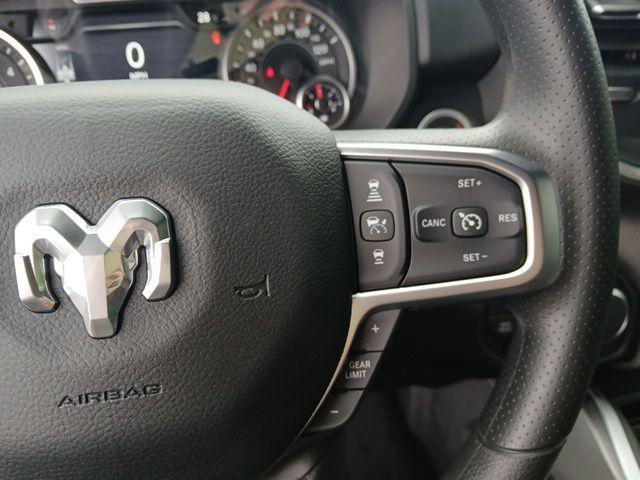 2026 Ram 1500 Express Crew Cab 4x4 57 Box