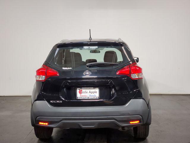 2018 Nissan Kicks S
