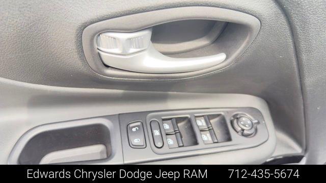 2023 Jeep Renegade Altitude 4x4