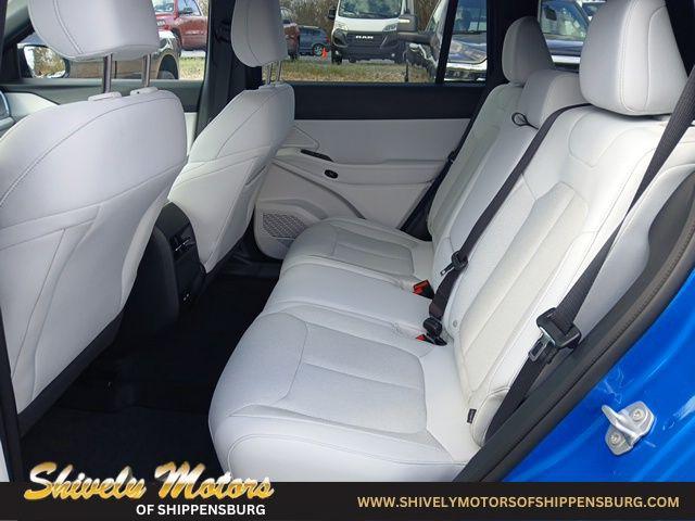 2026 Jeep Cherokee Laredo 4x4