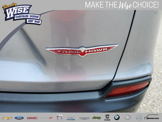 2021 Jeep Cherokee Trailhawk Elite