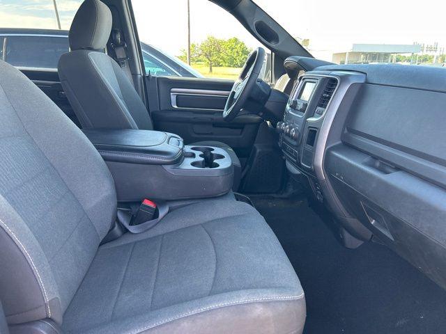 2024 Ram 1500 Classic Warlock Crew Cab 4x4 5'7" Box