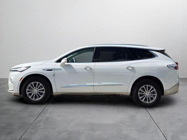 2024 Buick Enclave Essence FWD