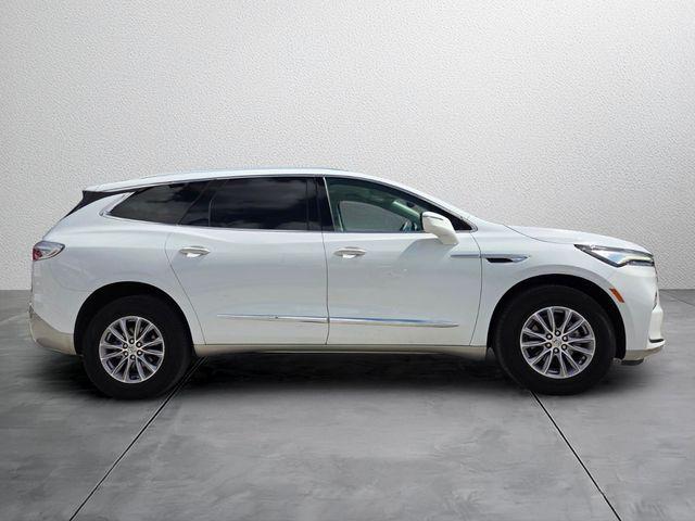 2024 Buick Enclave Essence FWD