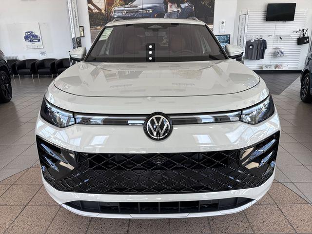 2026 Volkswagen Tiguan SEL R-Line Turbo