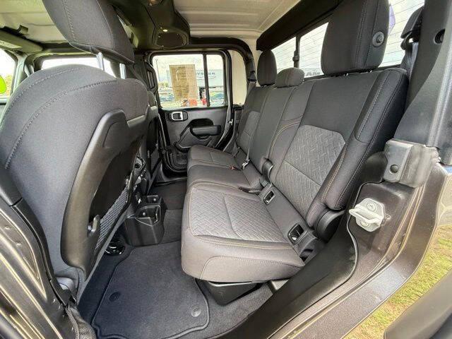 2025 Jeep Gladiator Sport