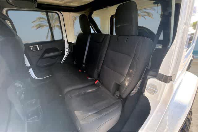 2022 Jeep Wrangler Unlimited Sahara 4x4