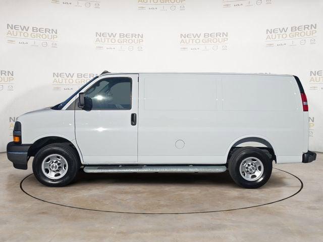 2025 Chevrolet Express Cargo Van RWD 2500 Regular Wheelbase WT
