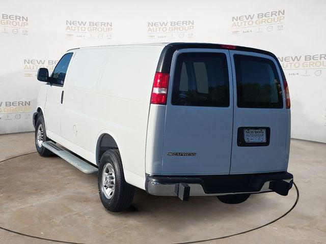 2025 Chevrolet Express Cargo Van RWD 2500 Regular Wheelbase WT