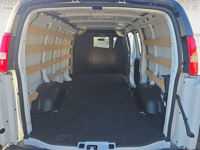 2025 Chevrolet Express Cargo Van RWD 2500 Regular Wheelbase WT