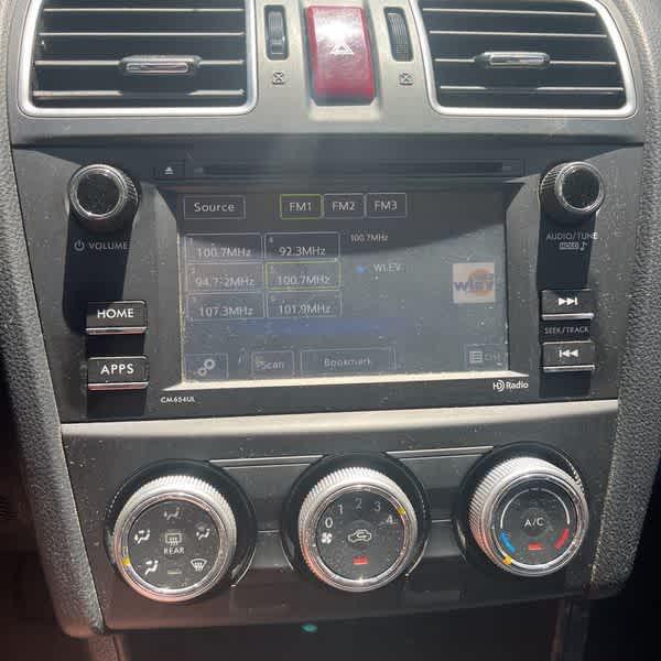 2015 Subaru Impreza 2.0i