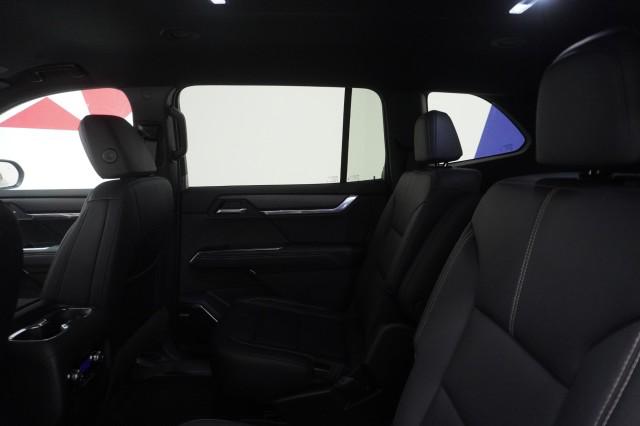 2026 GMC Acadia Elevation FWD