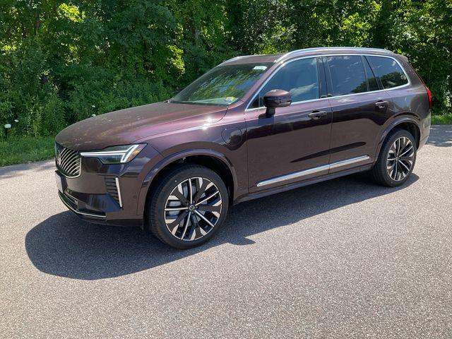 2026 Volvo XC90 Plug-In Hybrid Plus, T8 AWD, Electric/Gasoline, Bright, 7 Seats for sale in Shelburne, VT