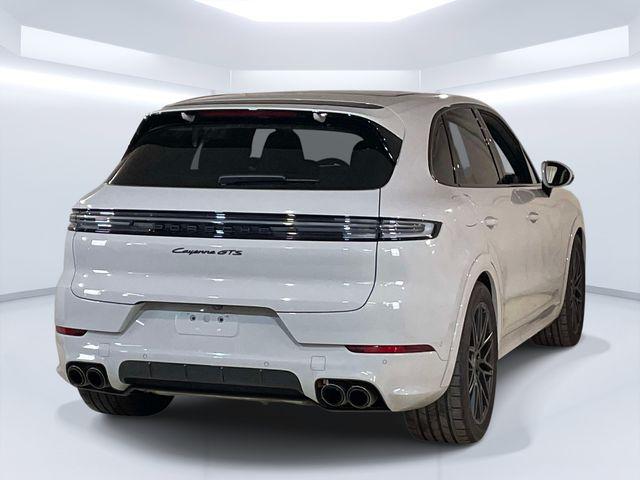 2025 Porsche Cayenne GTS