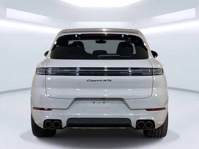 2025 Porsche Cayenne GTS