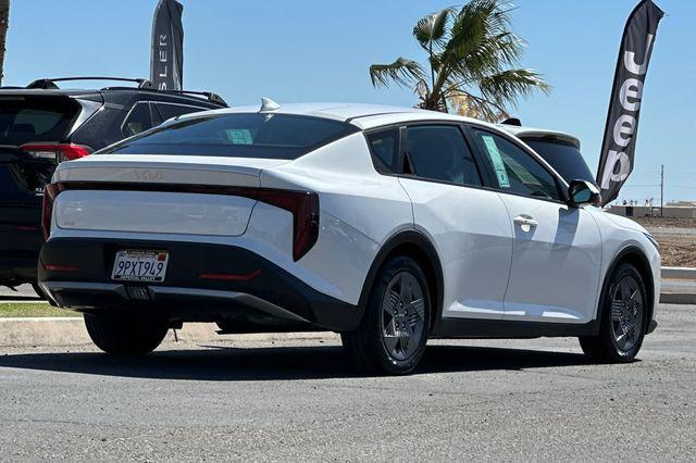 2025 Kia K4 LX