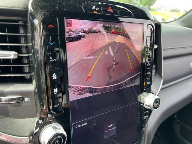 2026 Ram 1500 Laramie Crew Cab 4x4 5'7" Box