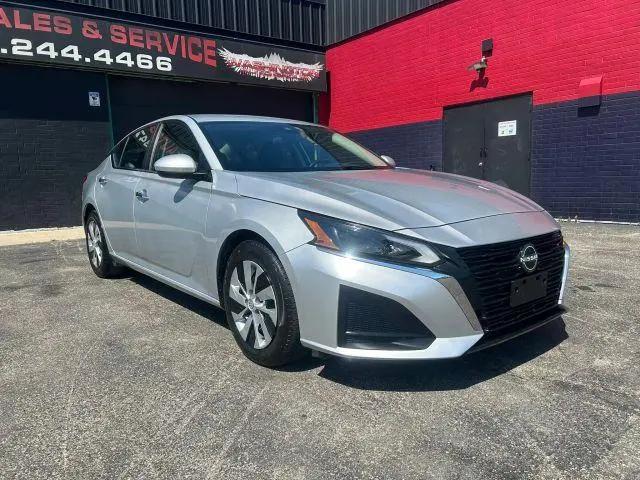 2023 Nissan Altima S FWD for sale in Waukegan, IL