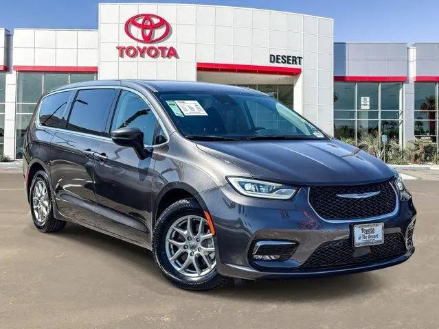 2023 Chrysler Pacifica Touring L for sale in Cathedral City, CA