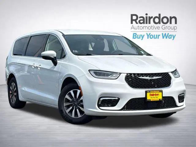 2023 Chrysler Pacifica Hybrid Touring L for sale in Monroe, WA